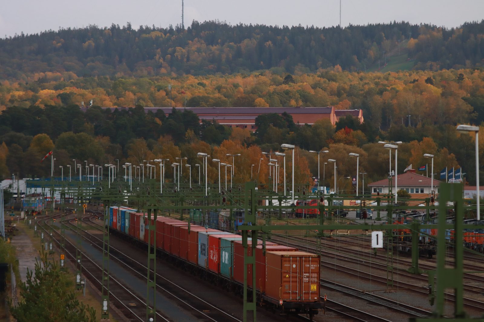 Rail freight container operations